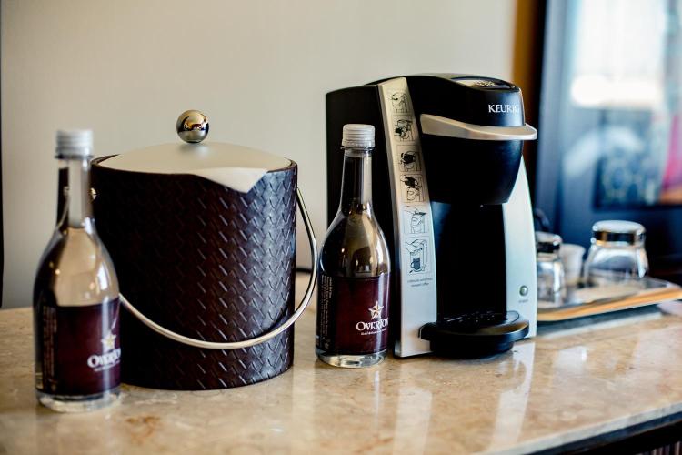 Overton Hotel and Conference Center photo 3