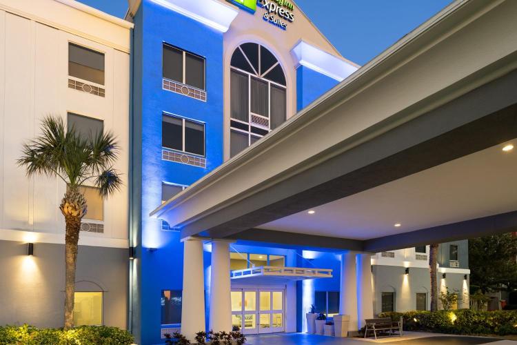 Holiday Inn Express St. Petersburg North / I-275 by IHG photo 1