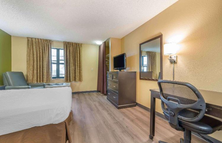 Extended Stay America Suites - Temecula - Wine Country photo 2