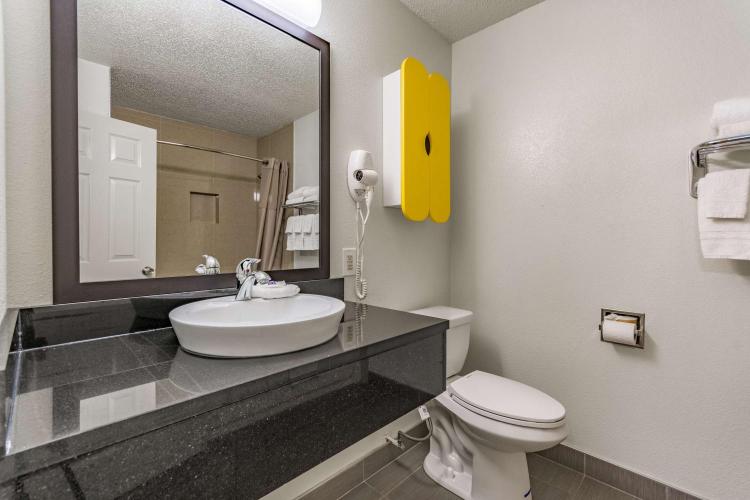 Studio 6-Dallas, TX photo 3