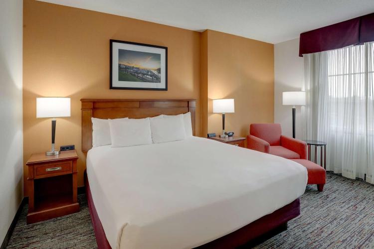 Drury Inn & Suites Charlotte Northlake photo 3