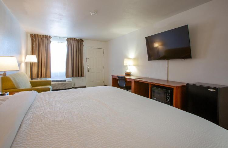 The Hotel Serene Glendale Peoria, Surestay Collection by Best Western photo 2