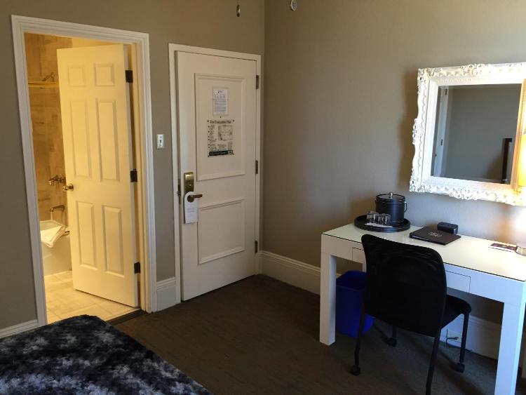 Kensington Park Hotel photo 3