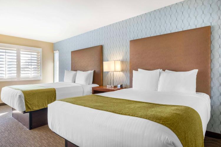 Best Western Plus Beach View Lodge Carlsbad photo 2