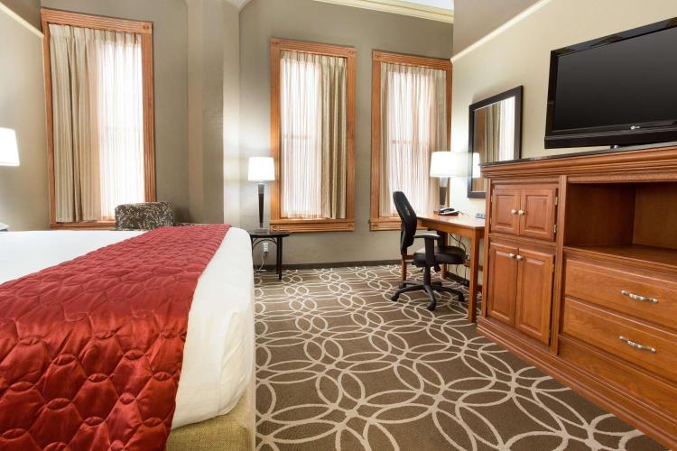 Drury Inn & Suites San Antonio Riverwalk photo 2