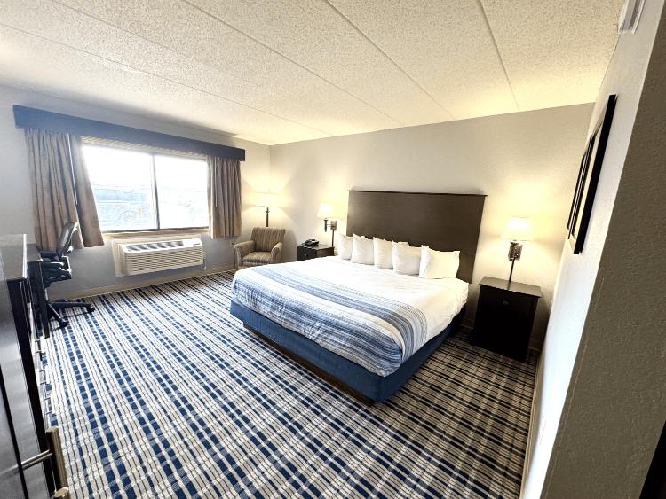 AmericInn by Wyndham Ames photo 3