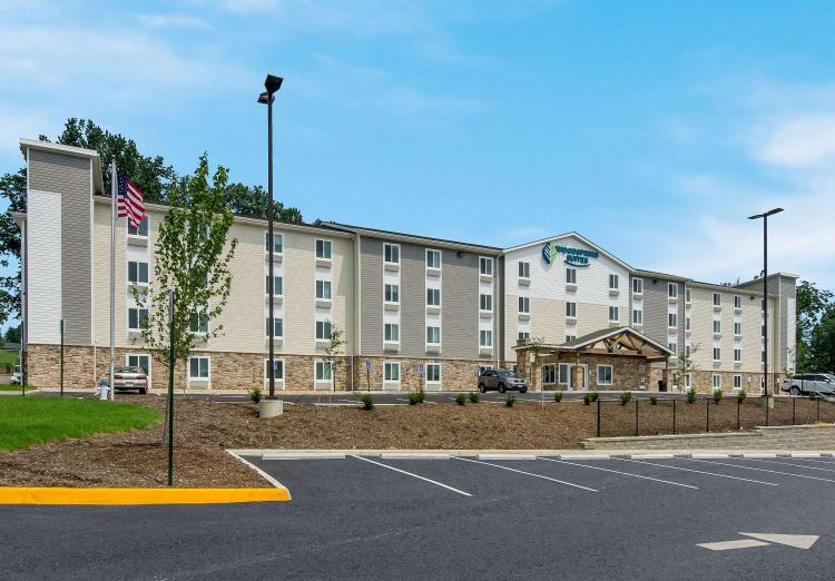 WoodSpring Suites Roanoke photo 1