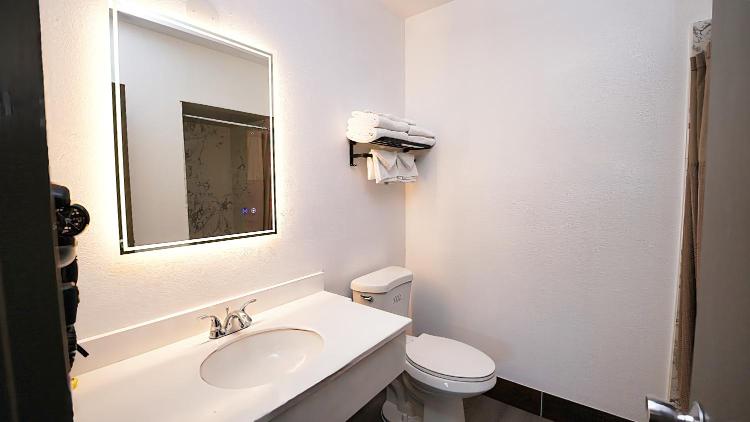 SeaSide Inn & Suites photo 3